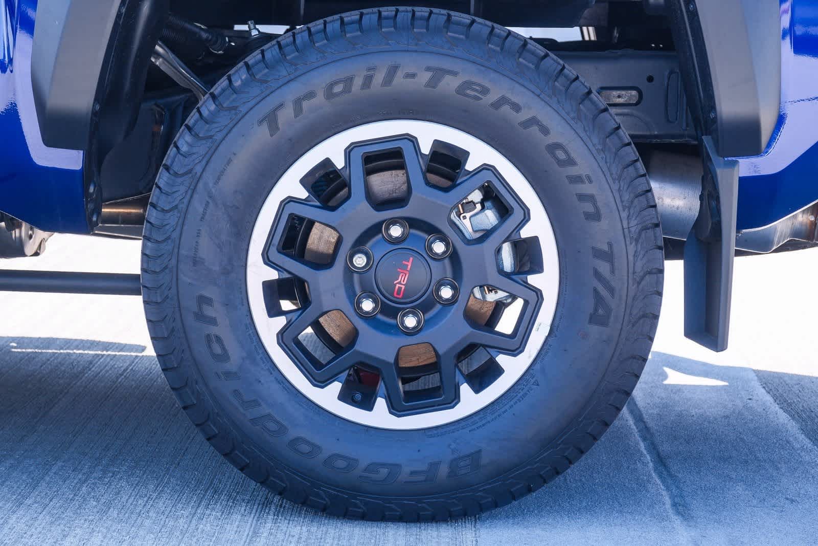 Thumbnail: 2024 Toyota Tacoma - 9