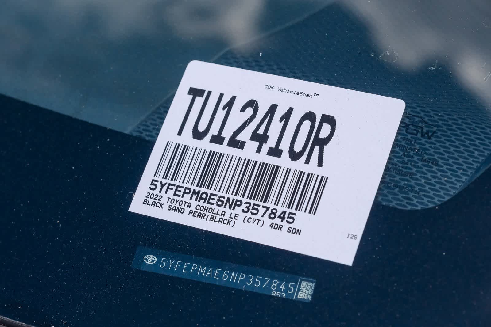 Thumbnail: 2022 Toyota Corolla - 28
