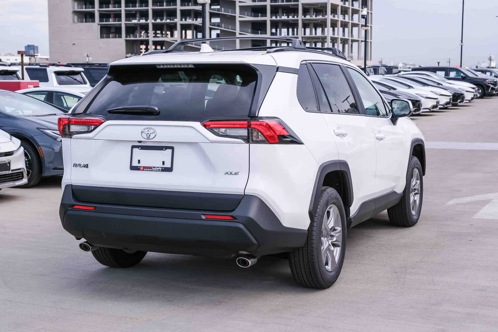 Thumbnail: 2025 Toyota RAV4 - 4