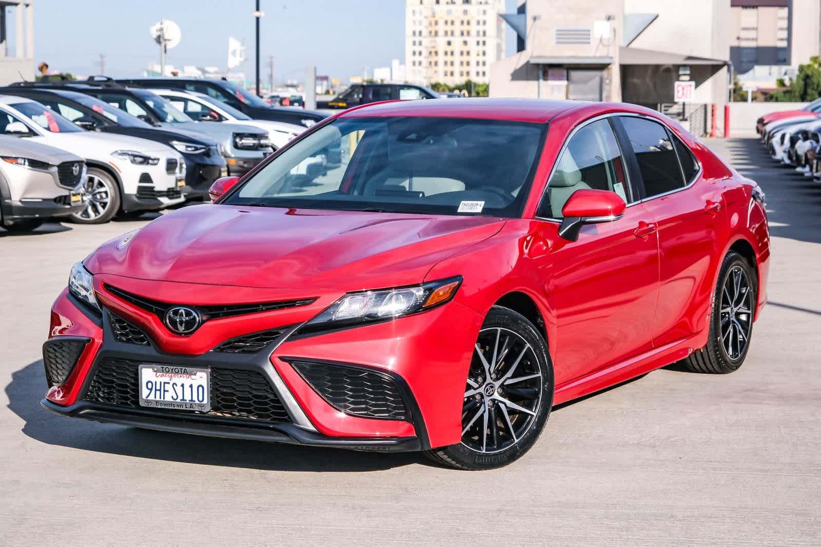 Thumbnail: 2022 Toyota Camry - 1