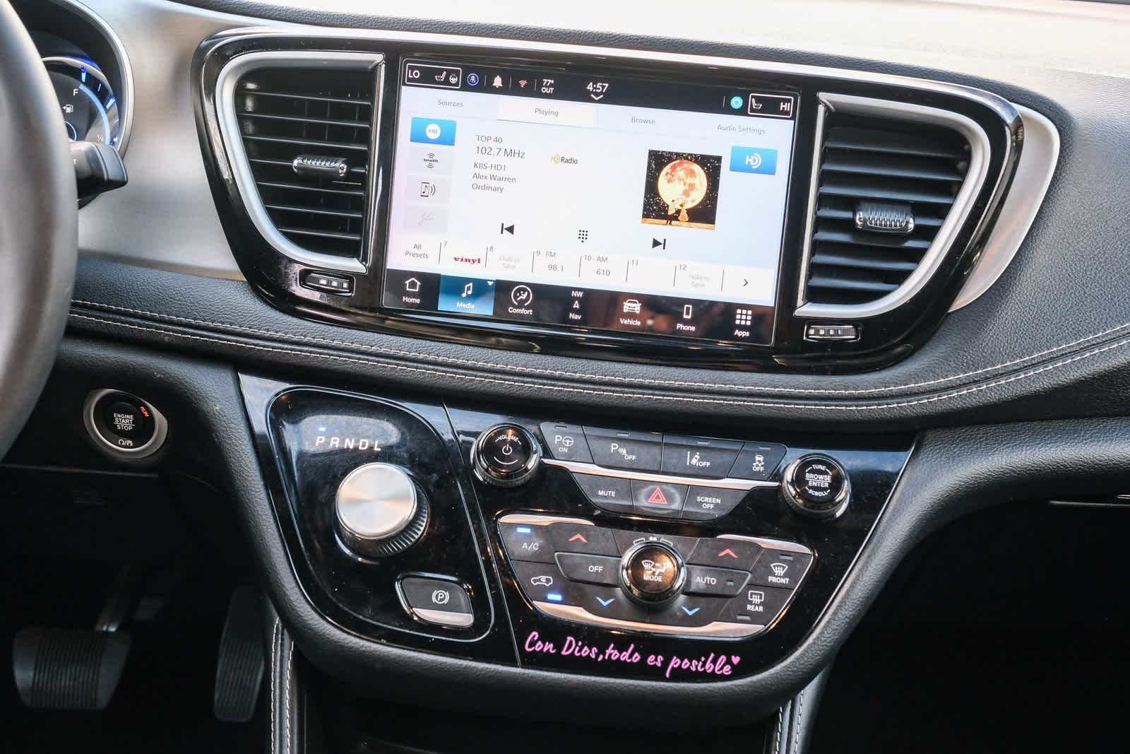 Thumbnail: 2023 Chrysler Pacifica - 14