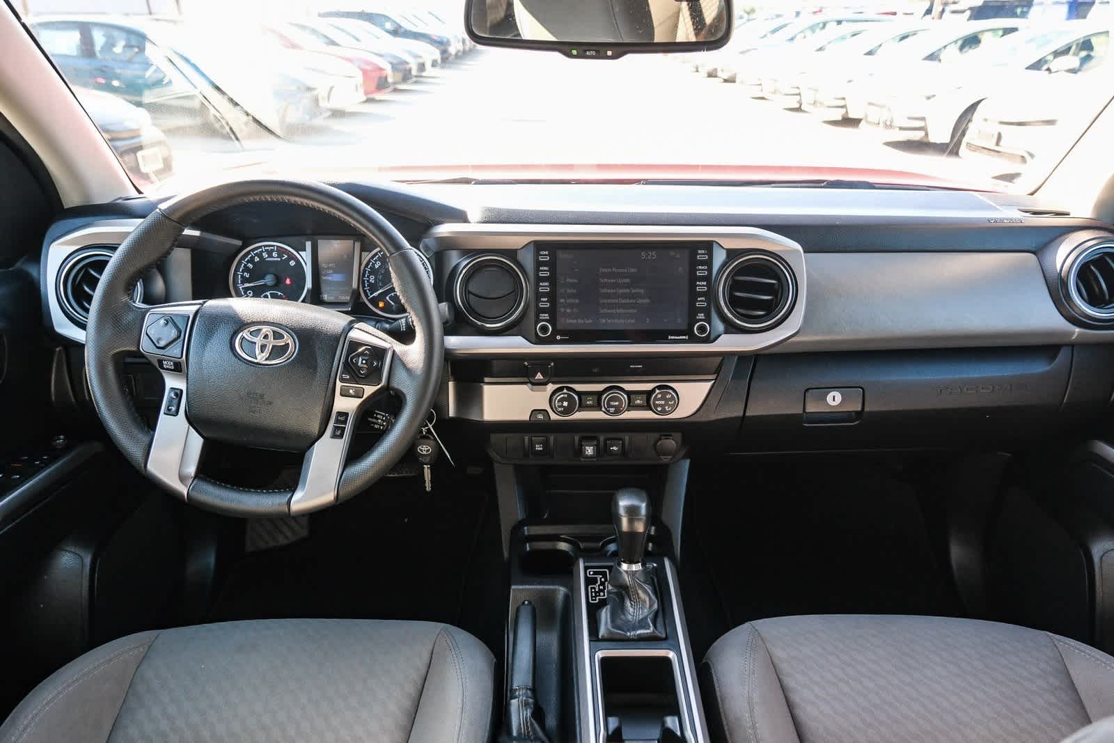 Thumbnail: 2020 Toyota Tacoma - 13