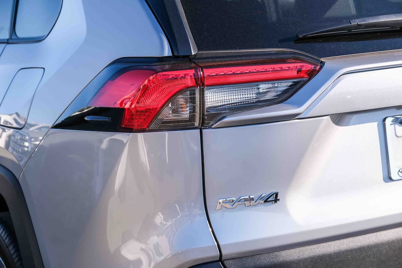 Thumbnail: 2025 Toyota RAV4 - 7