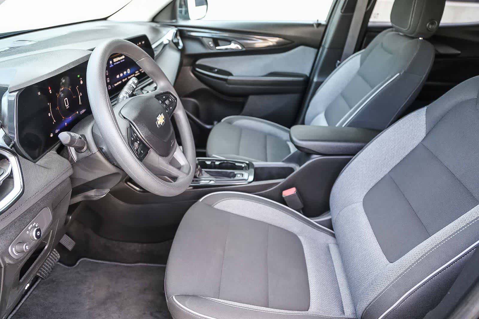 Thumbnail: 2024 Chevrolet TrailBlazer - 17