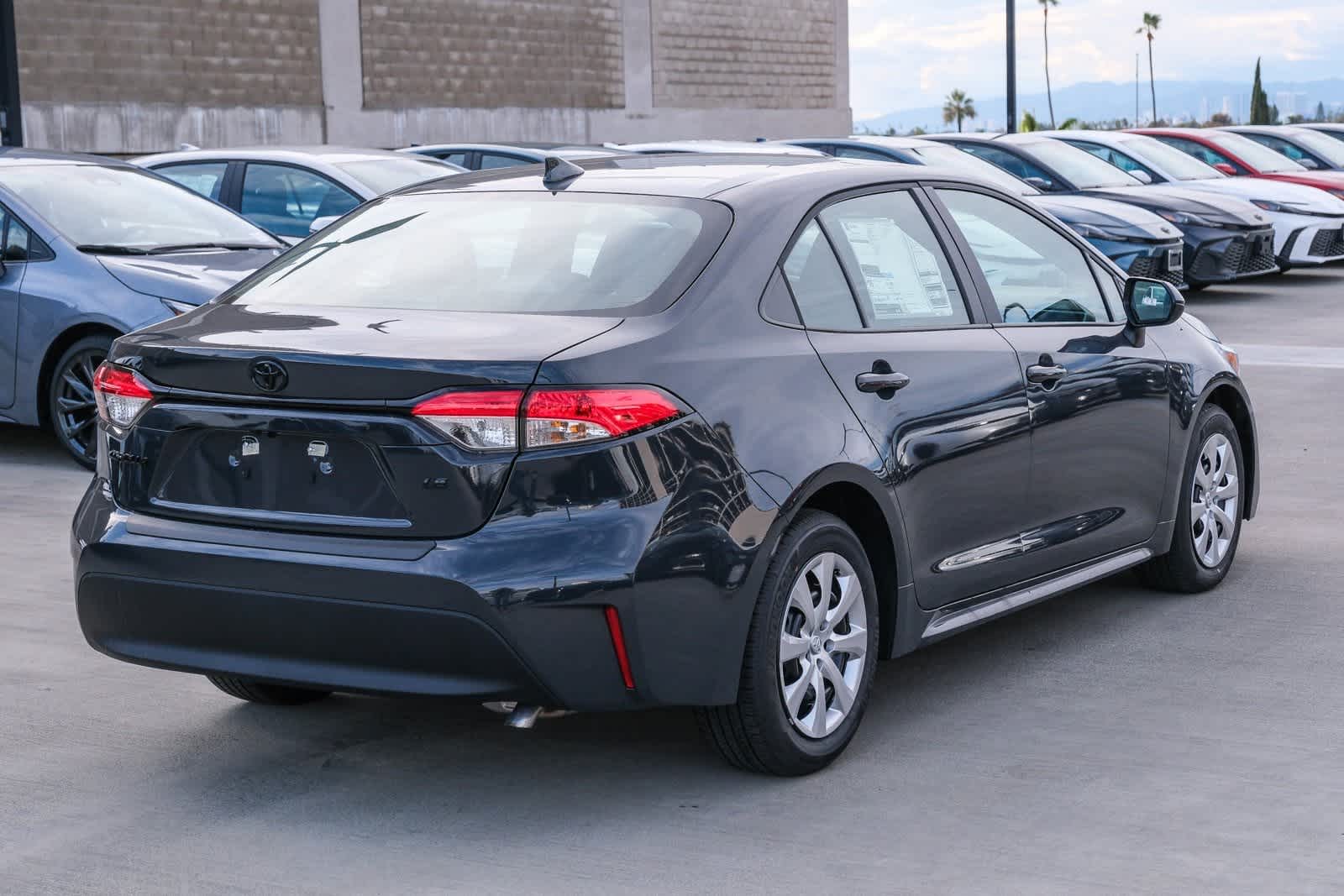 Thumbnail: 2026 Toyota Corolla - 4