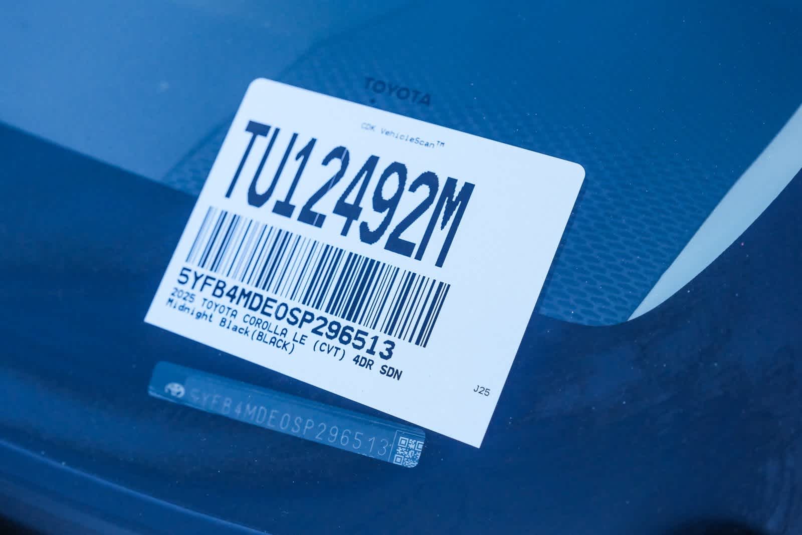 Thumbnail: 2025 Toyota Corolla - 30