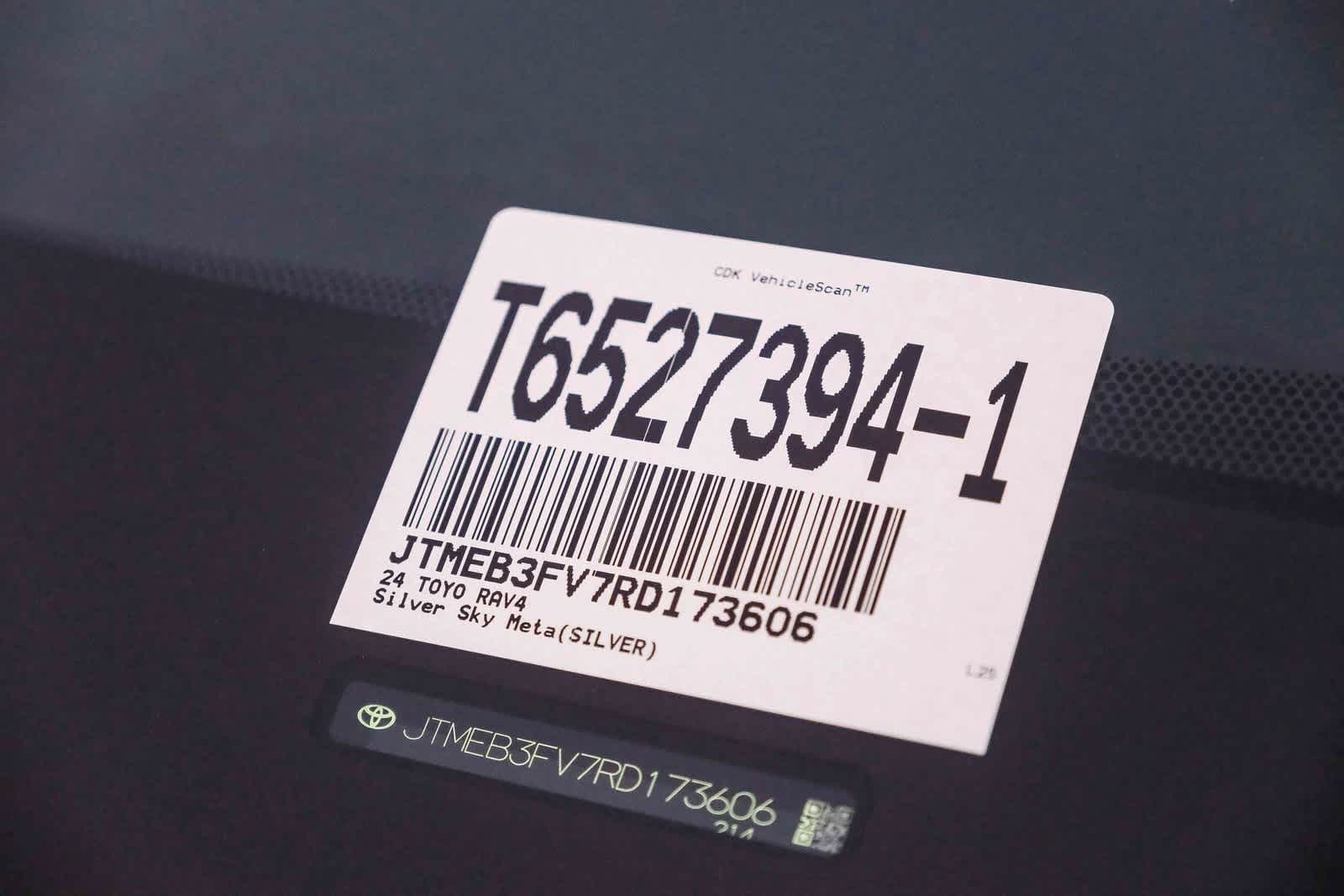 Thumbnail: 2024 Toyota RAV4 - 25