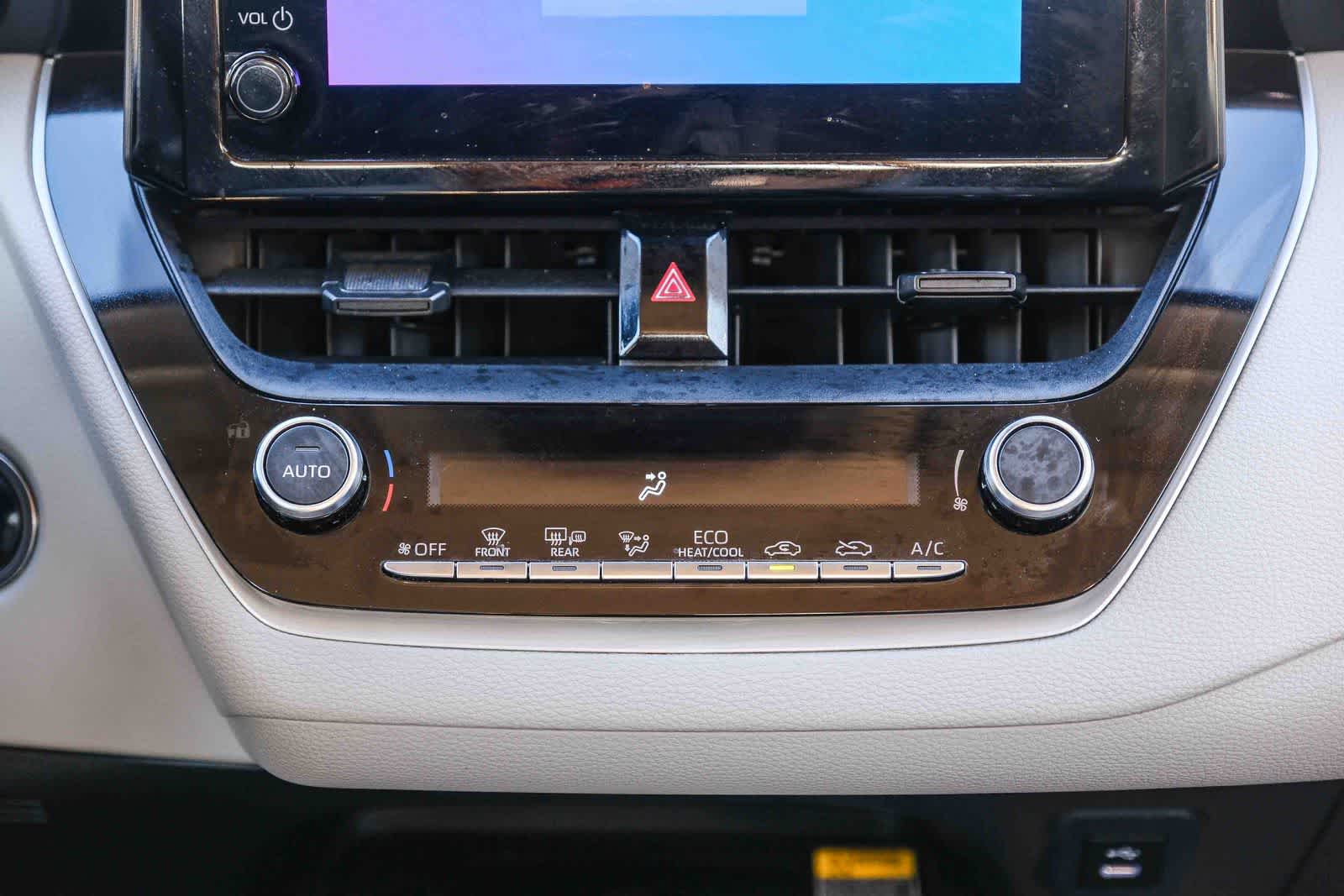 Thumbnail: 2025 Toyota Corolla - 16