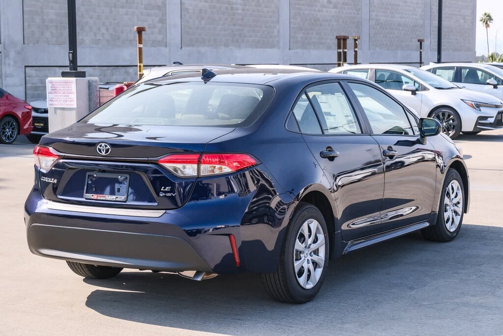 Certified 2025 Toyota Corolla LE Sedan