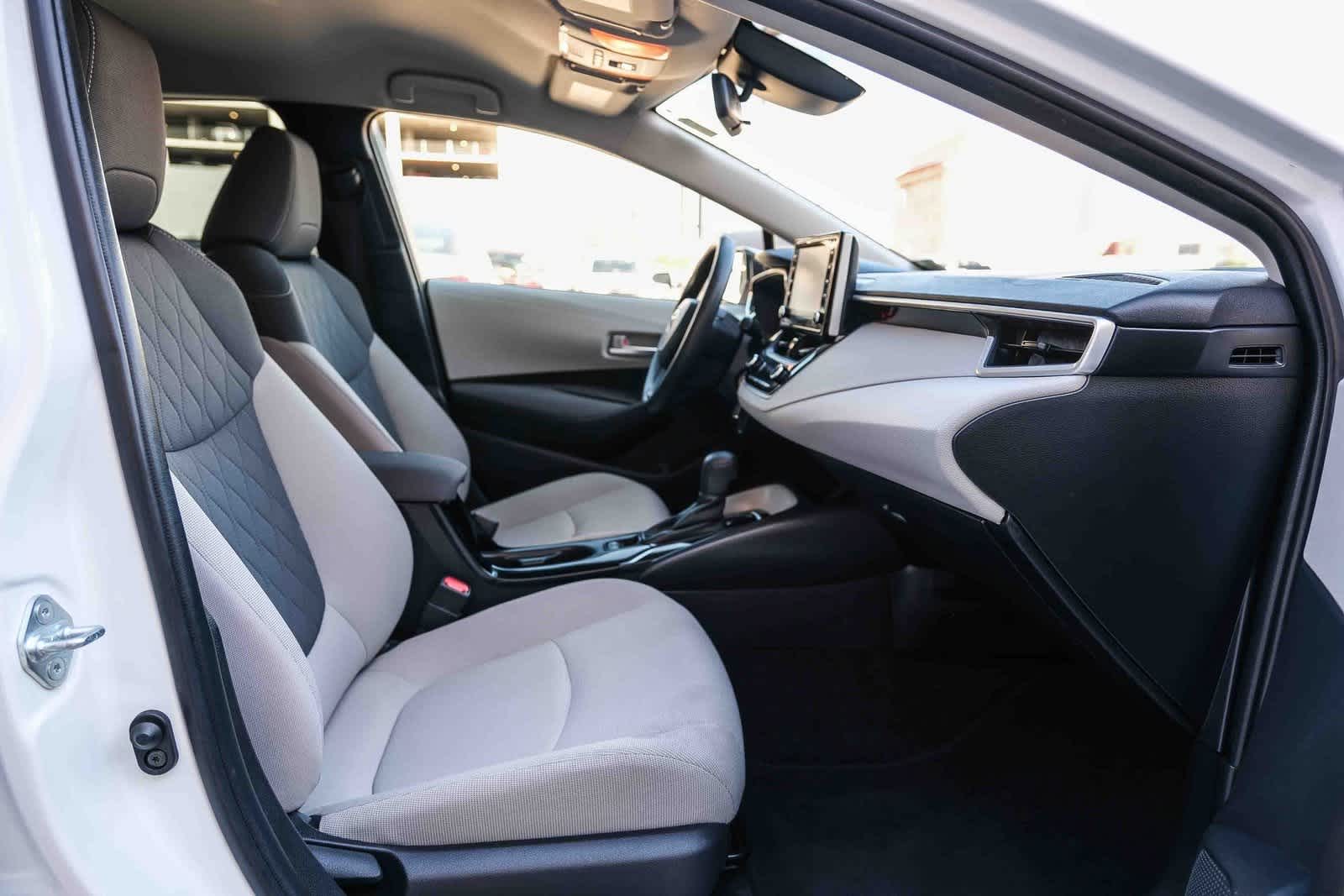 Thumbnail: 2021 Toyota Corolla - 18