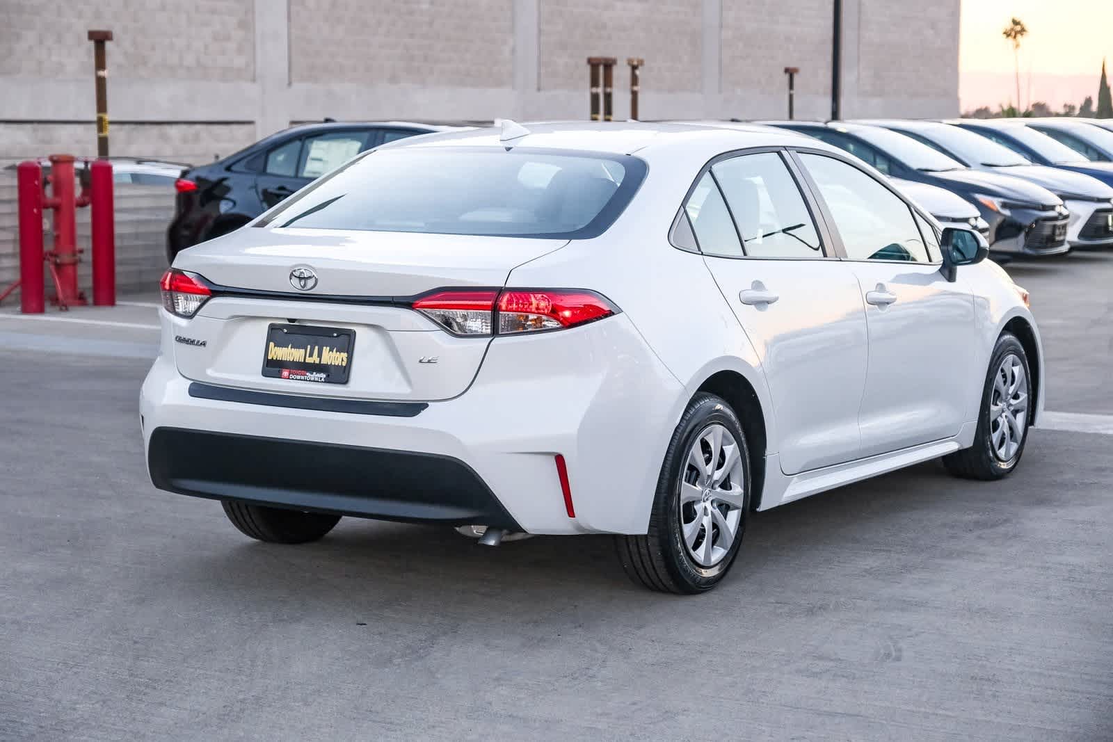 Thumbnail: 2025 Toyota Corolla - 4