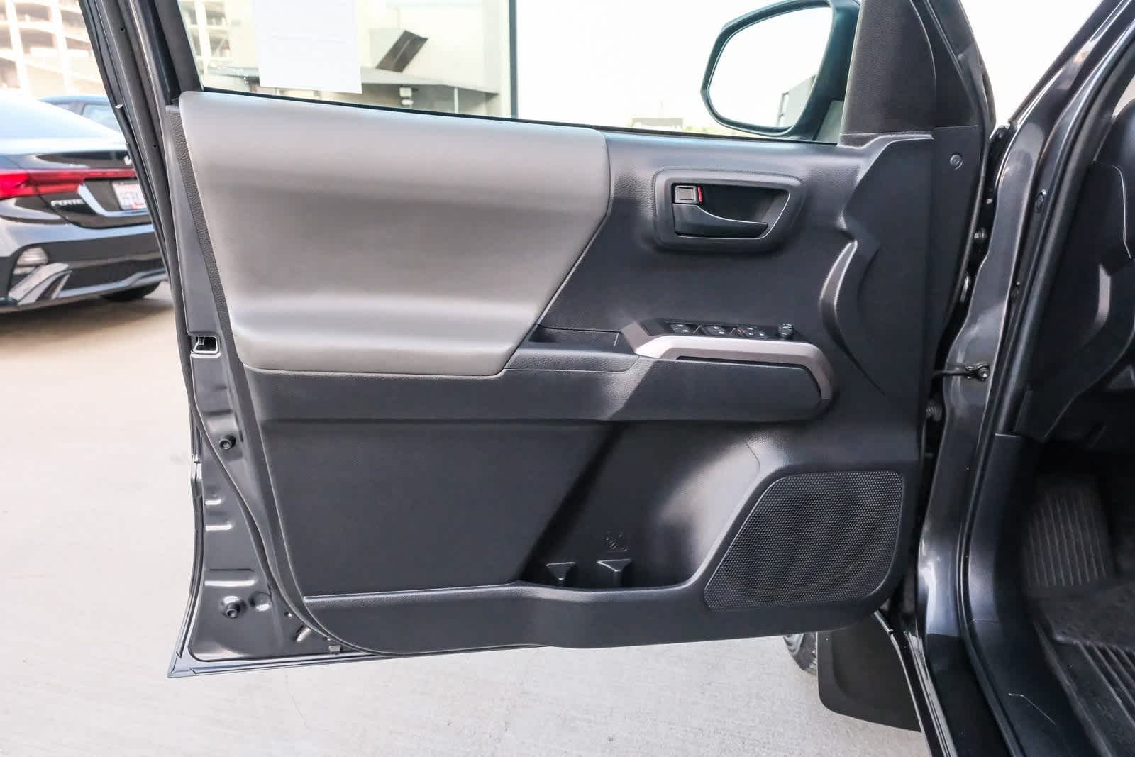 Thumbnail: 2023 Toyota Tacoma - 23