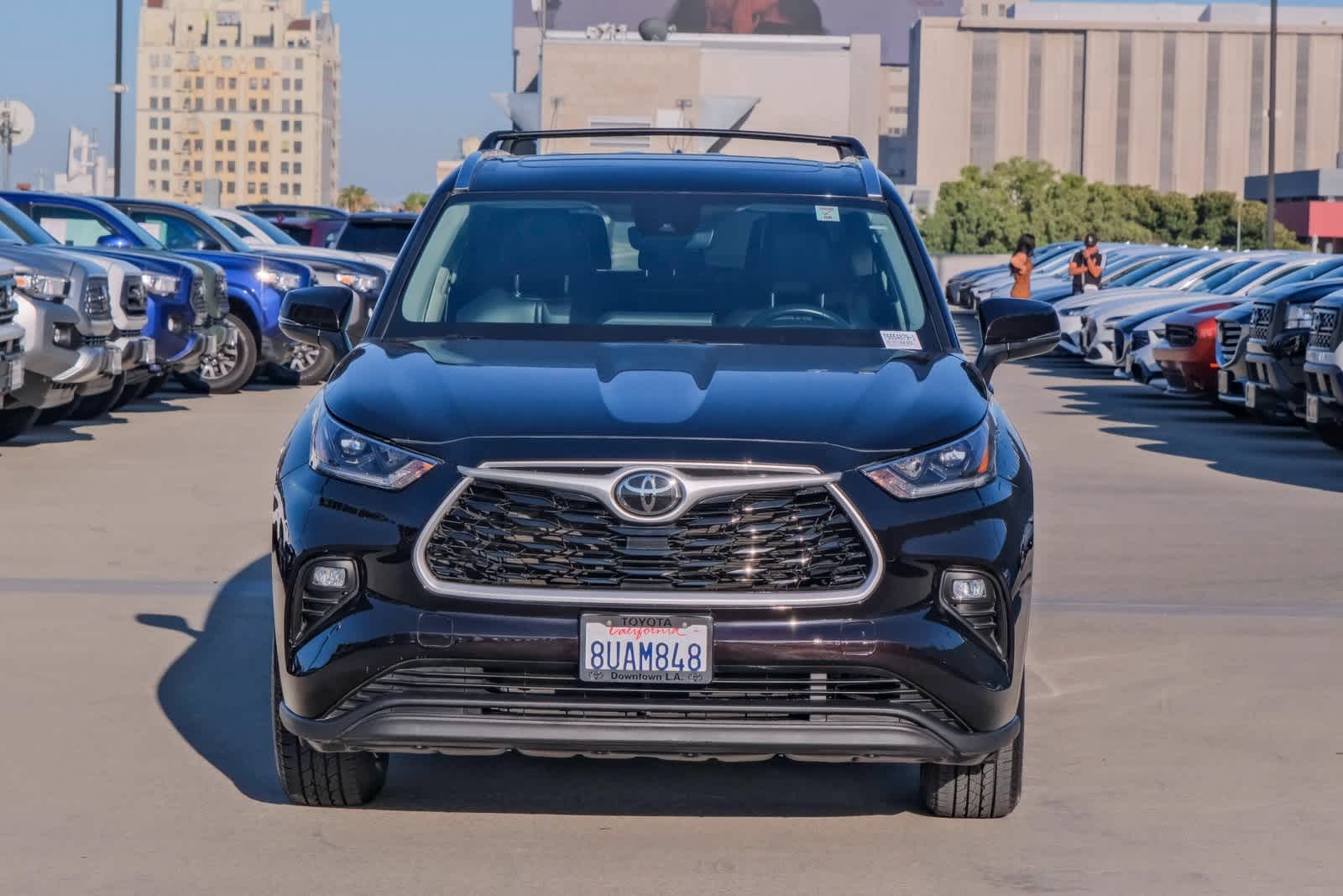 Thumbnail: 2021 Toyota Highlander - 2
