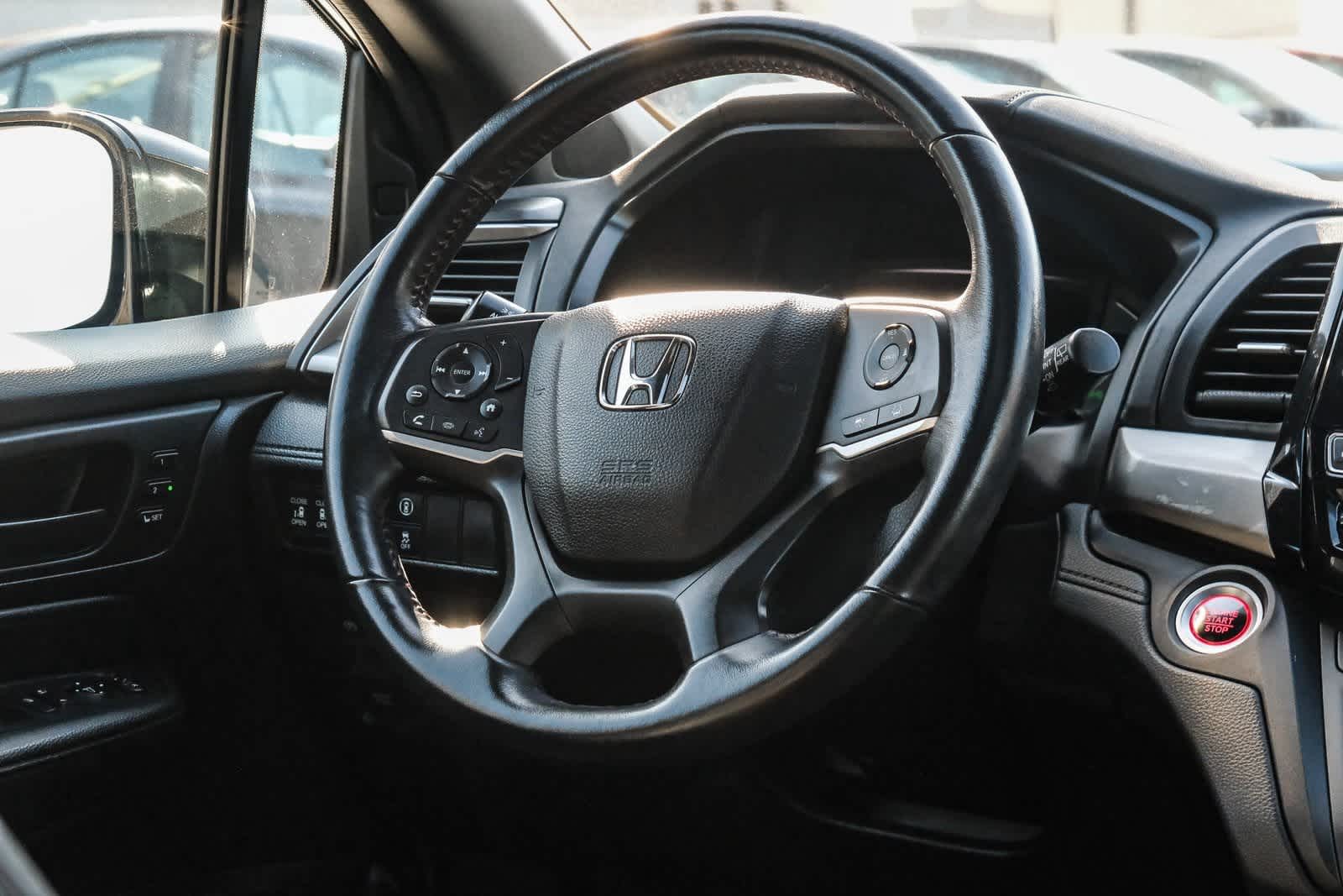 Thumbnail: 2023 Honda Odyssey - 16