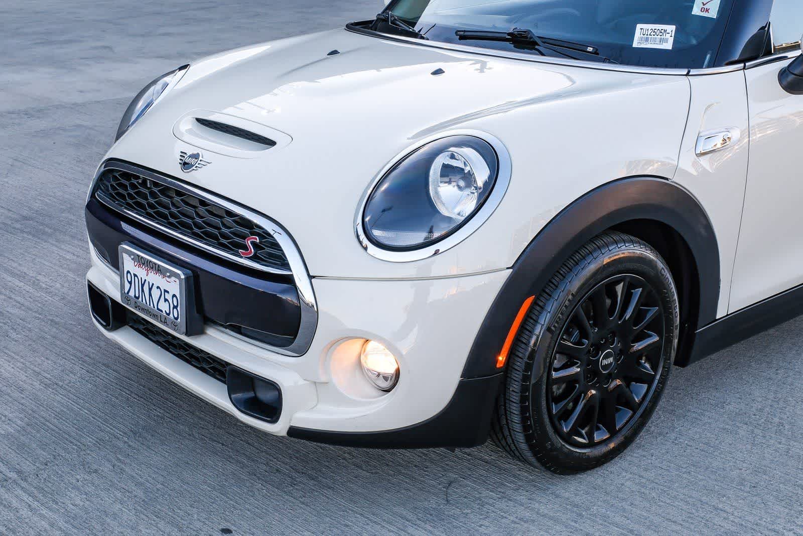 Thumbnail: 2019 MINI Cooper Hardtop - 11