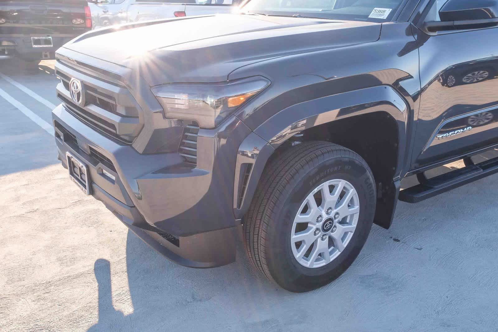 Thumbnail: 2025 Toyota Tacoma - 12