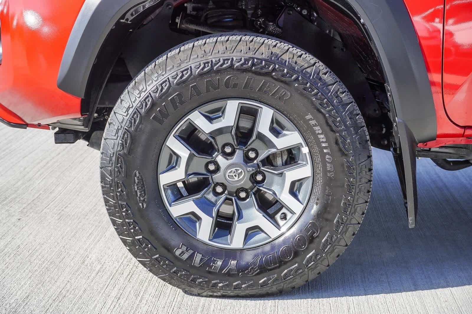2023 Toyota Tacoma TRD Off-Road 10