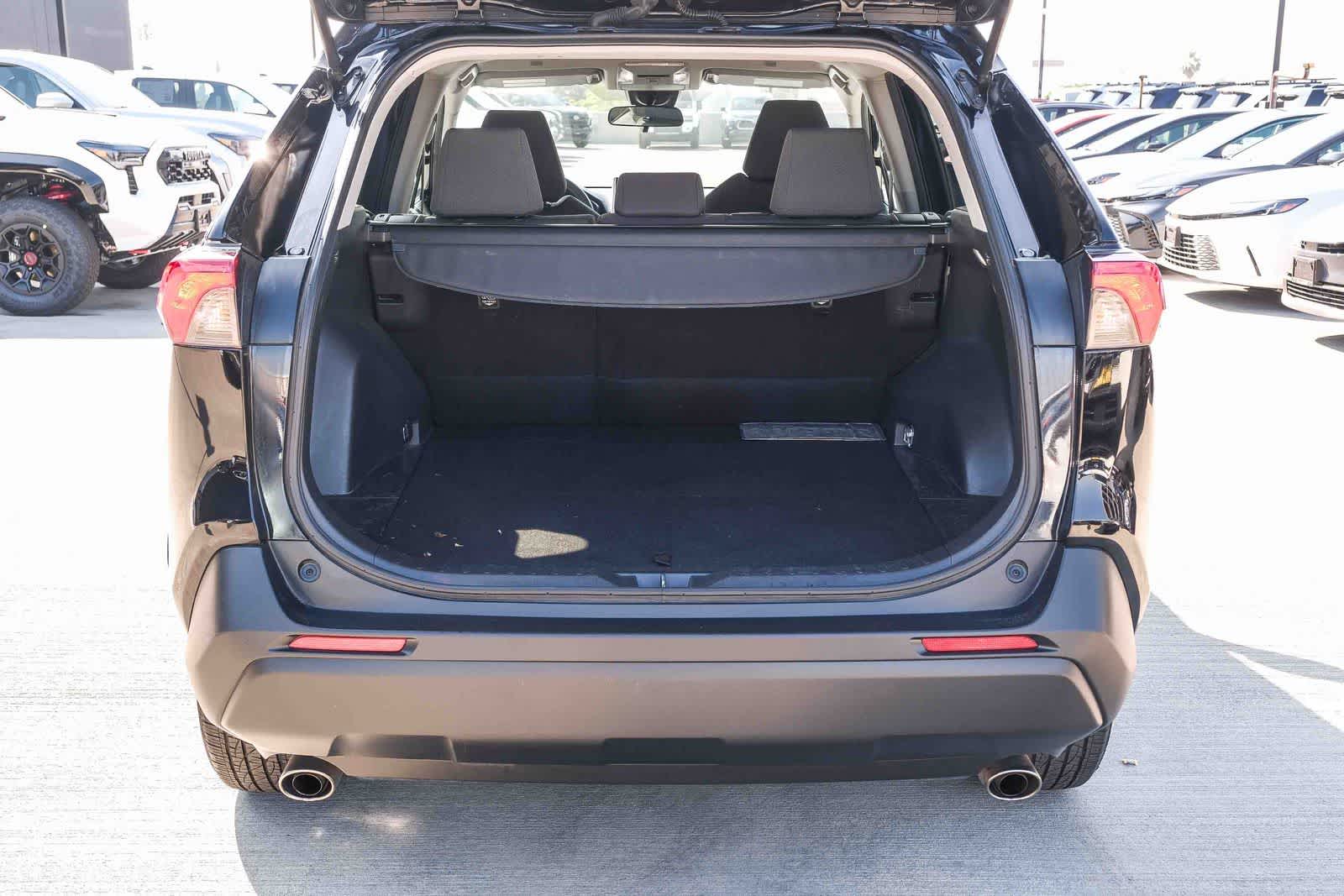 Thumbnail: 2024 Toyota RAV4 - 28