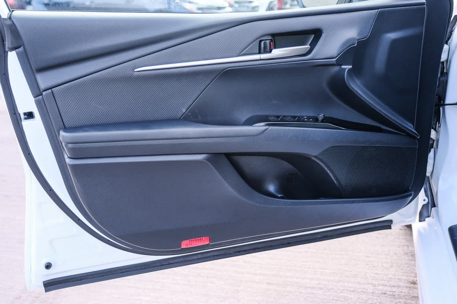 Thumbnail: 2025 Toyota Camry - 22