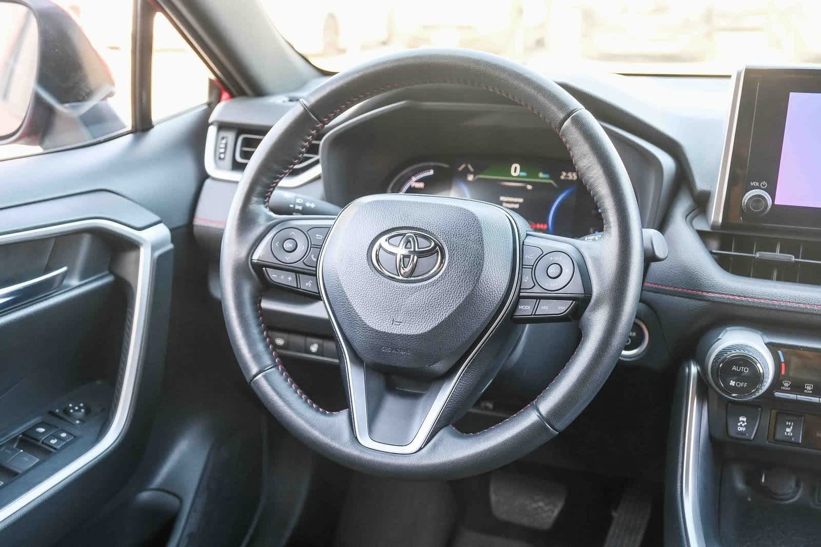 Thumbnail: 2024 Toyota RAV4 - 17