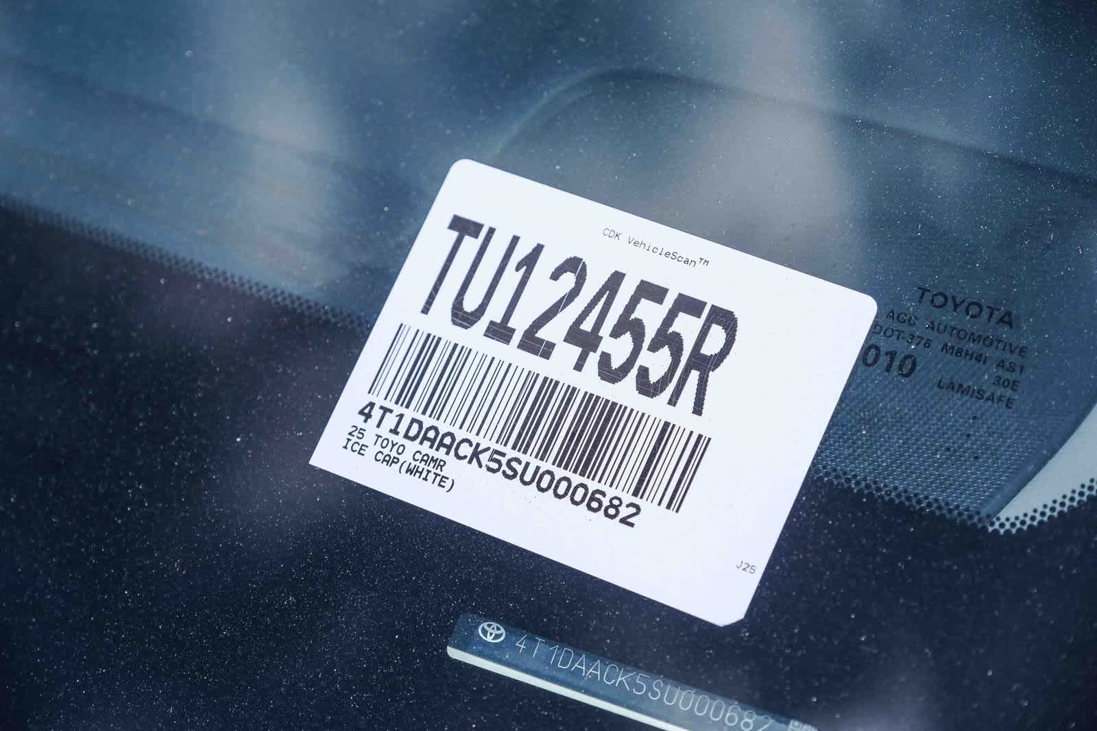 Thumbnail: 2025 Toyota Camry - 28