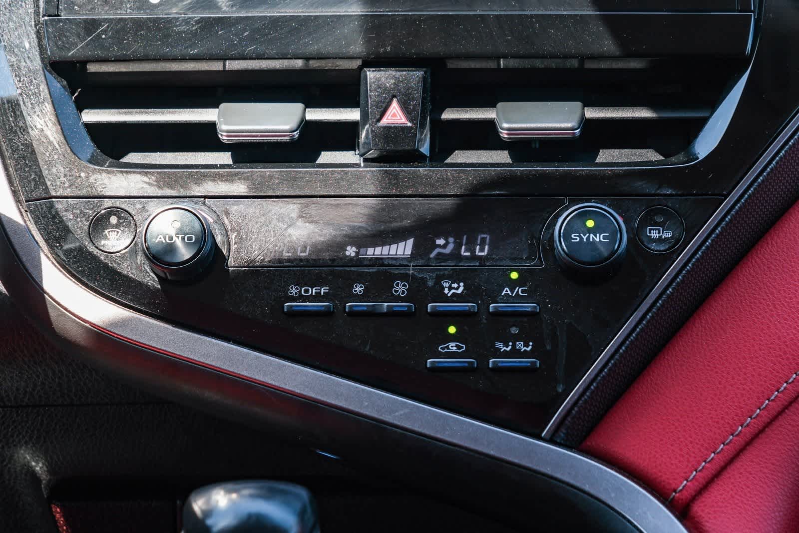 Thumbnail: 2021 Toyota Camry - 15