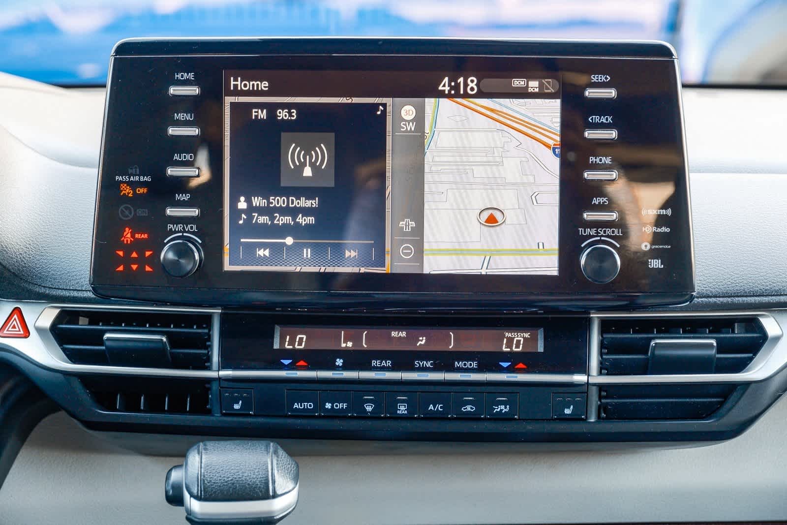 Thumbnail: 2021 Toyota Sienna - 14