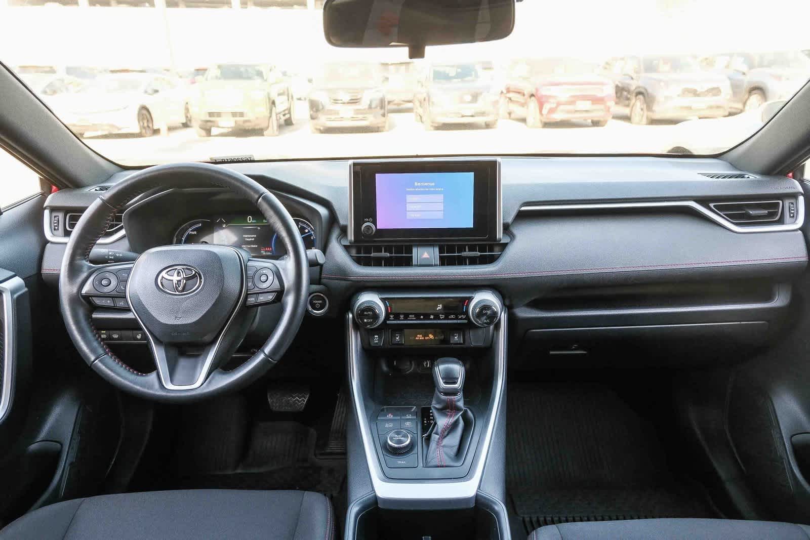 Thumbnail: 2024 Toyota RAV4 - 13