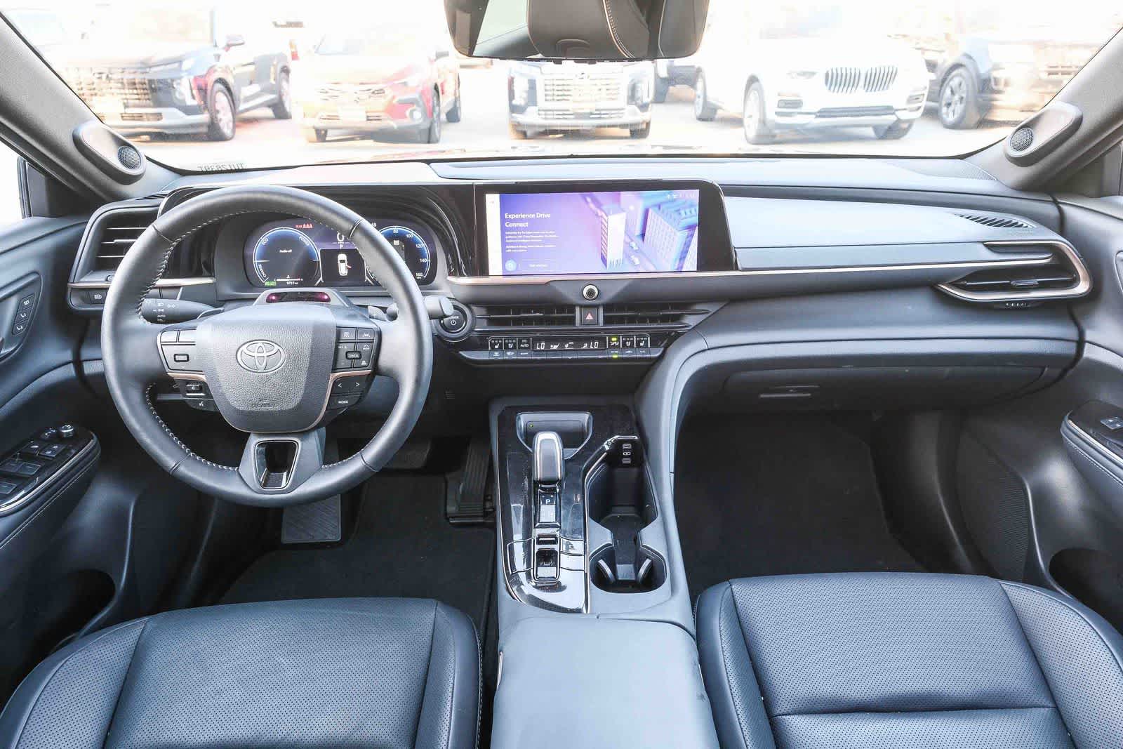 Thumbnail: 2025 Toyota Crown Signia - 13