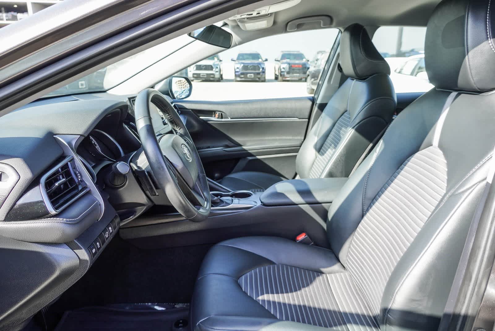 2024 Toyota Camry SE 19