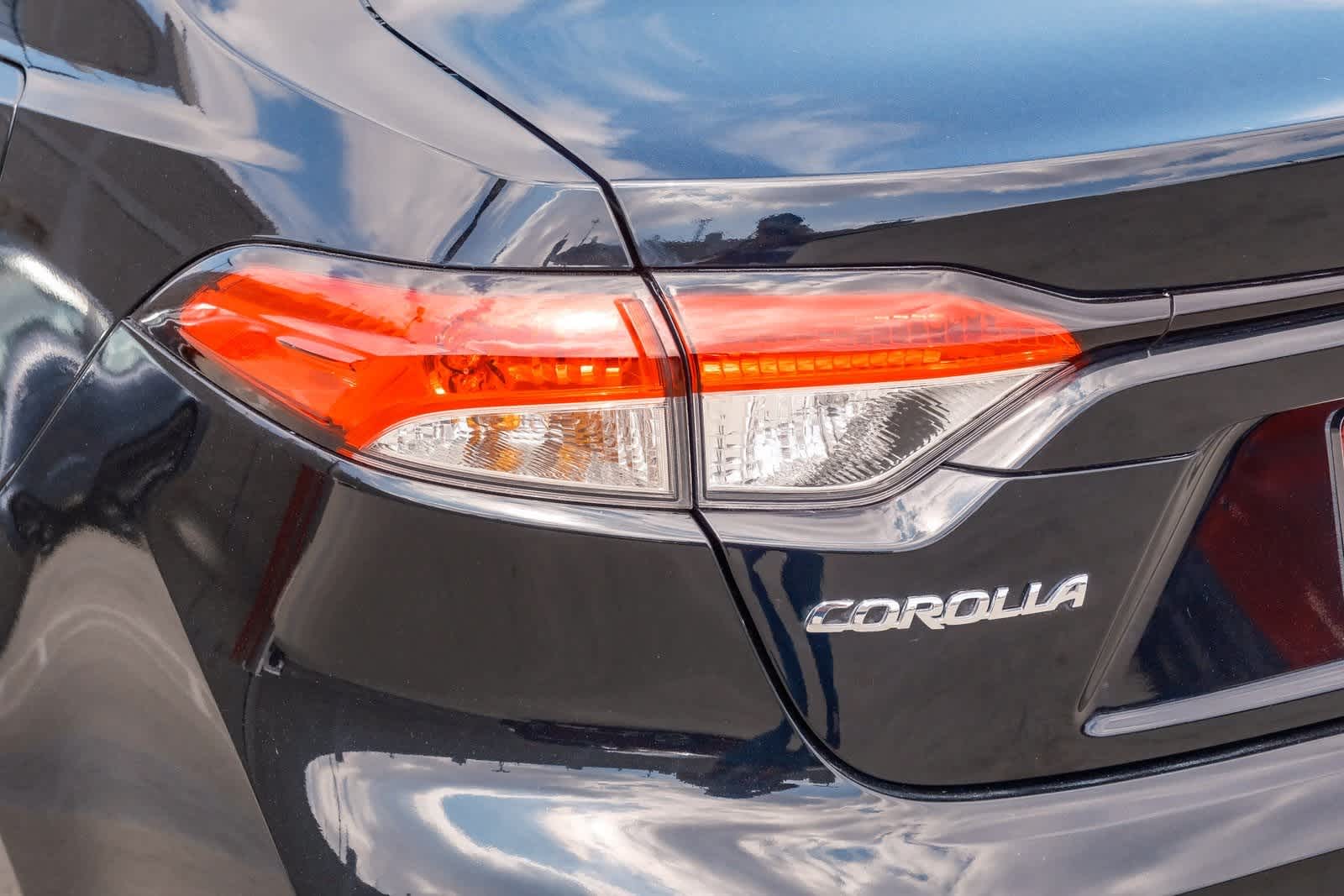 Thumbnail: 2023 Toyota Corolla - 7