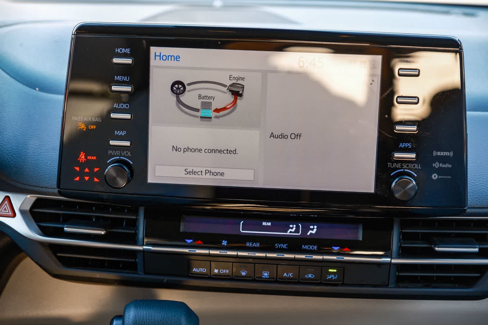 Thumbnail: 2021 Toyota Sienna - 15