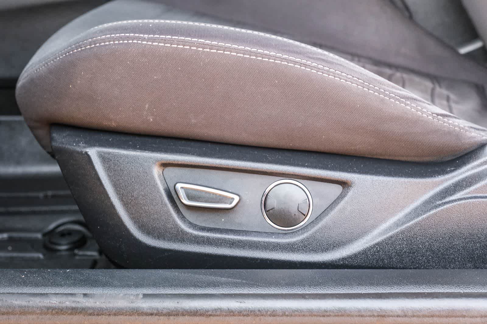 Thumbnail: 2016 Ford Mustang - 23