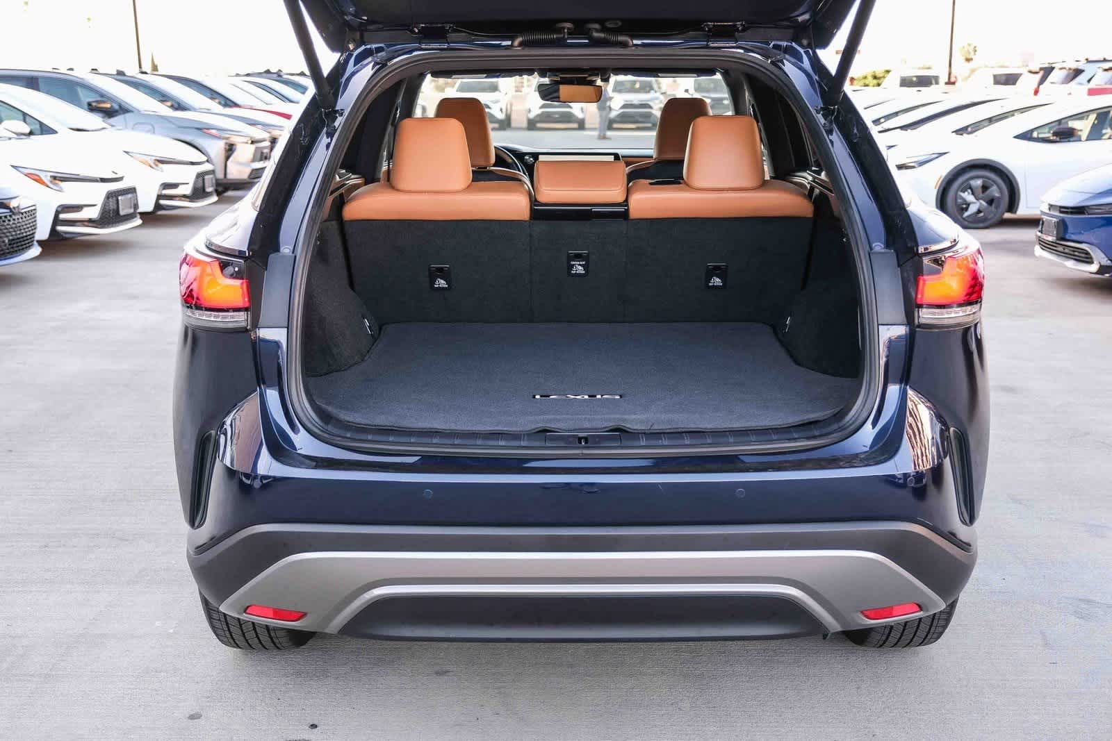 Thumbnail: 2023 Lexus RX - 23