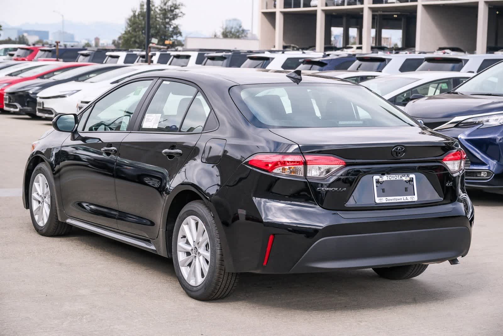 Thumbnail: 2025 Toyota Corolla - 6