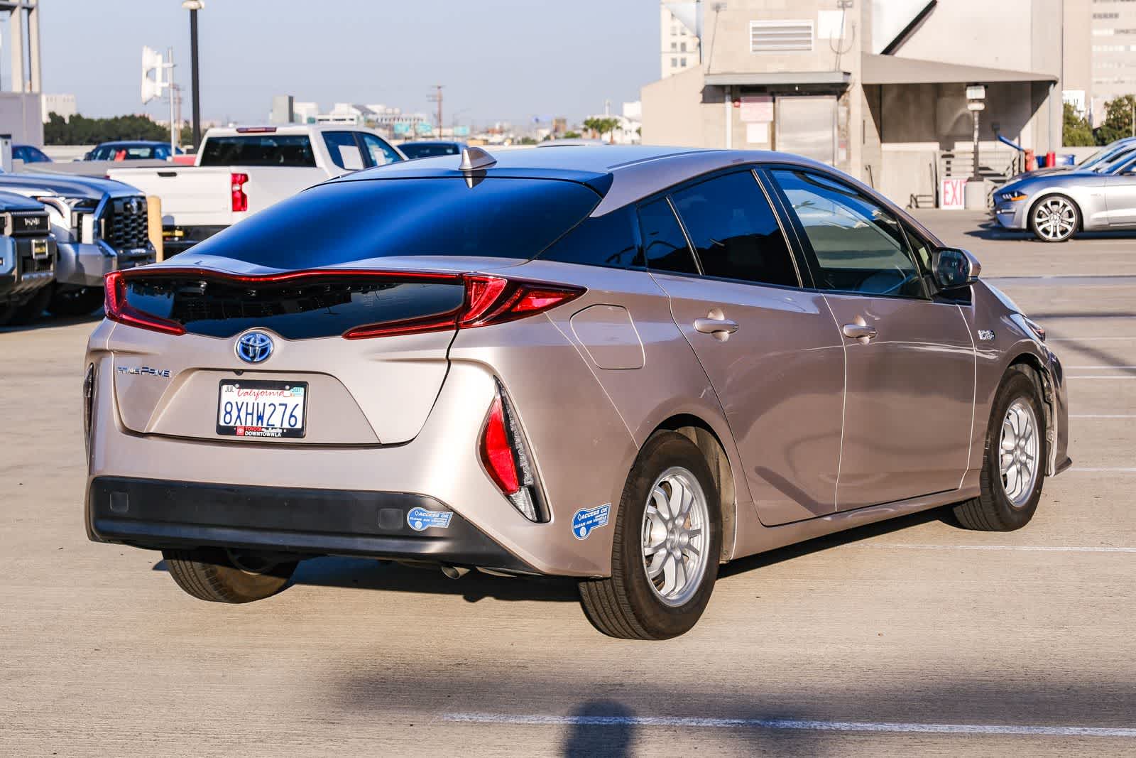 Thumbnail: 2022 Toyota Prius Prime - 4