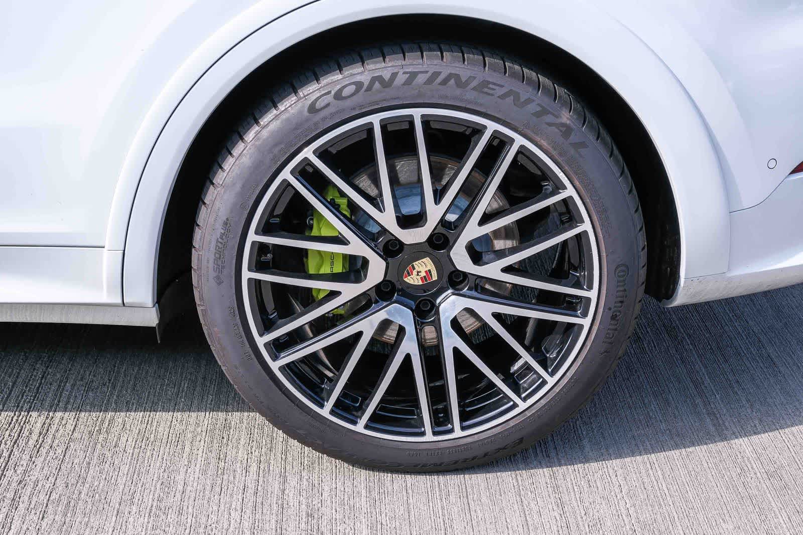 Thumbnail: 2024 Porsche Cayenne - 9