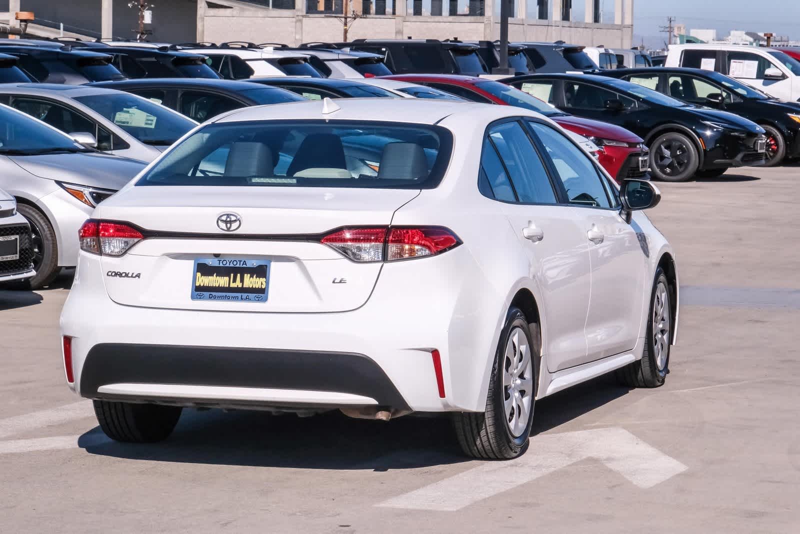 Thumbnail: 2021 Toyota Corolla - 4
