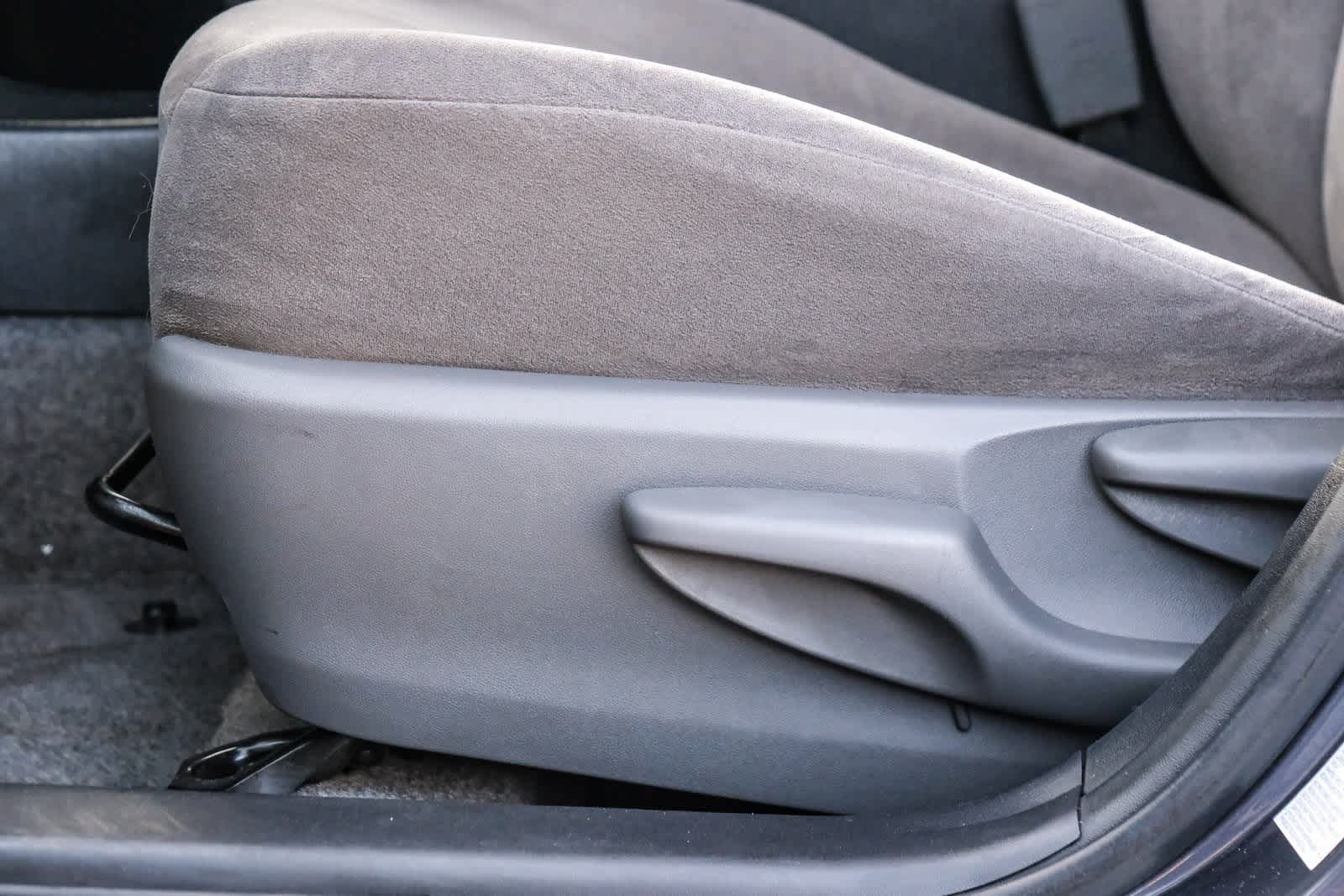 Thumbnail: 2015 Toyota Prius - 24