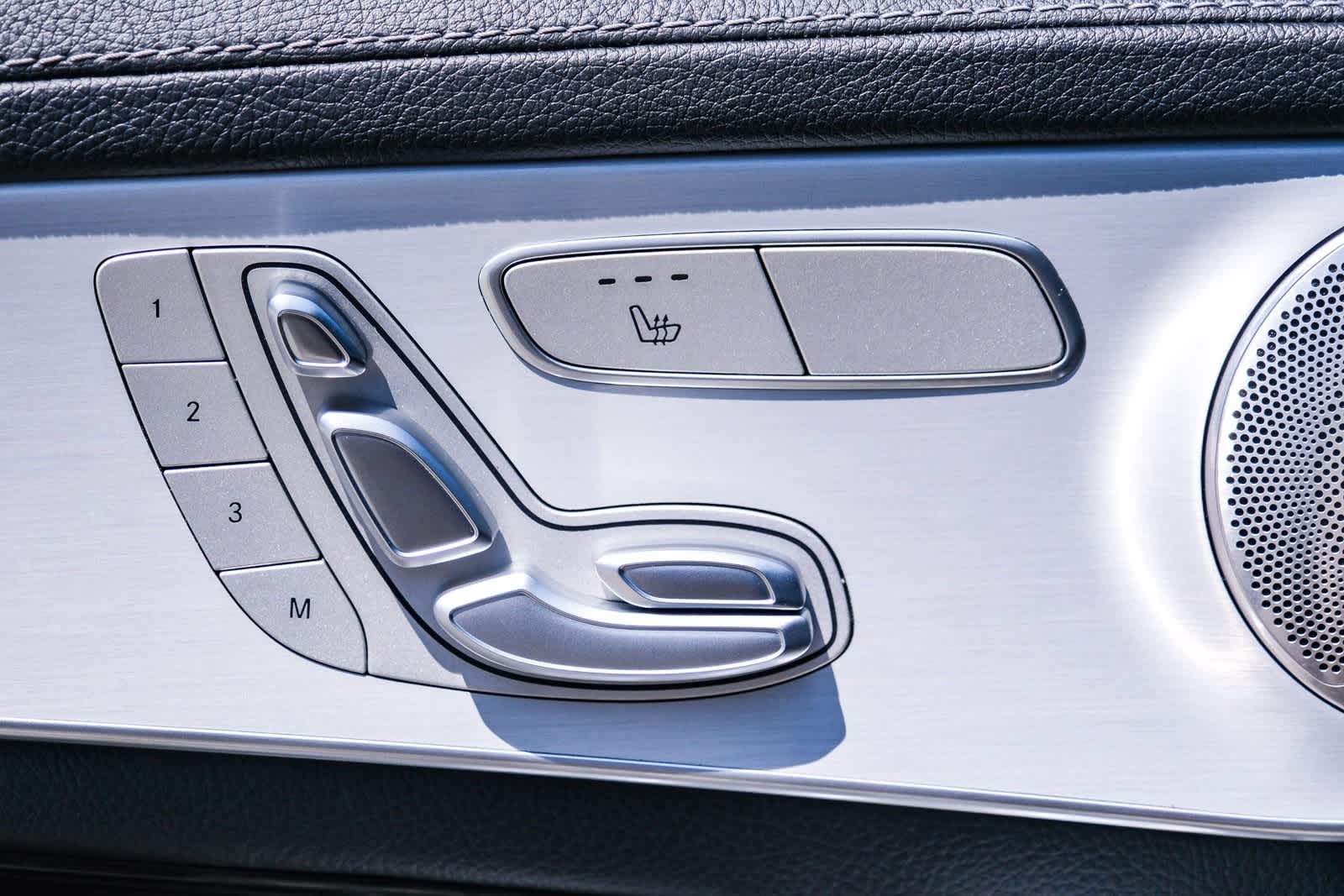 Thumbnail: 2023 Mercedes-Benz GLC - 23