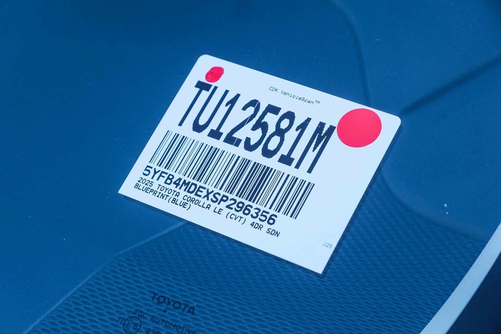 Thumbnail: 2025 Toyota Corolla - 25