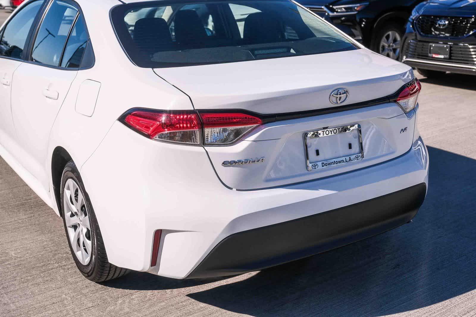 Thumbnail: 2023 Toyota Corolla - 8