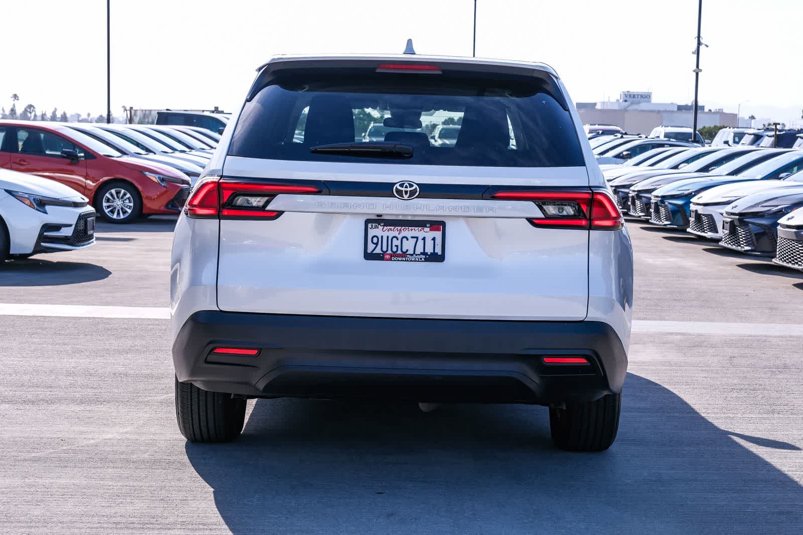 Thumbnail: 2025 Toyota Grand Highlander - 5