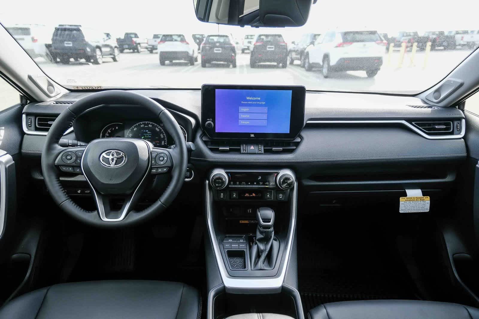 Thumbnail: 2025 Toyota RAV4 - 13