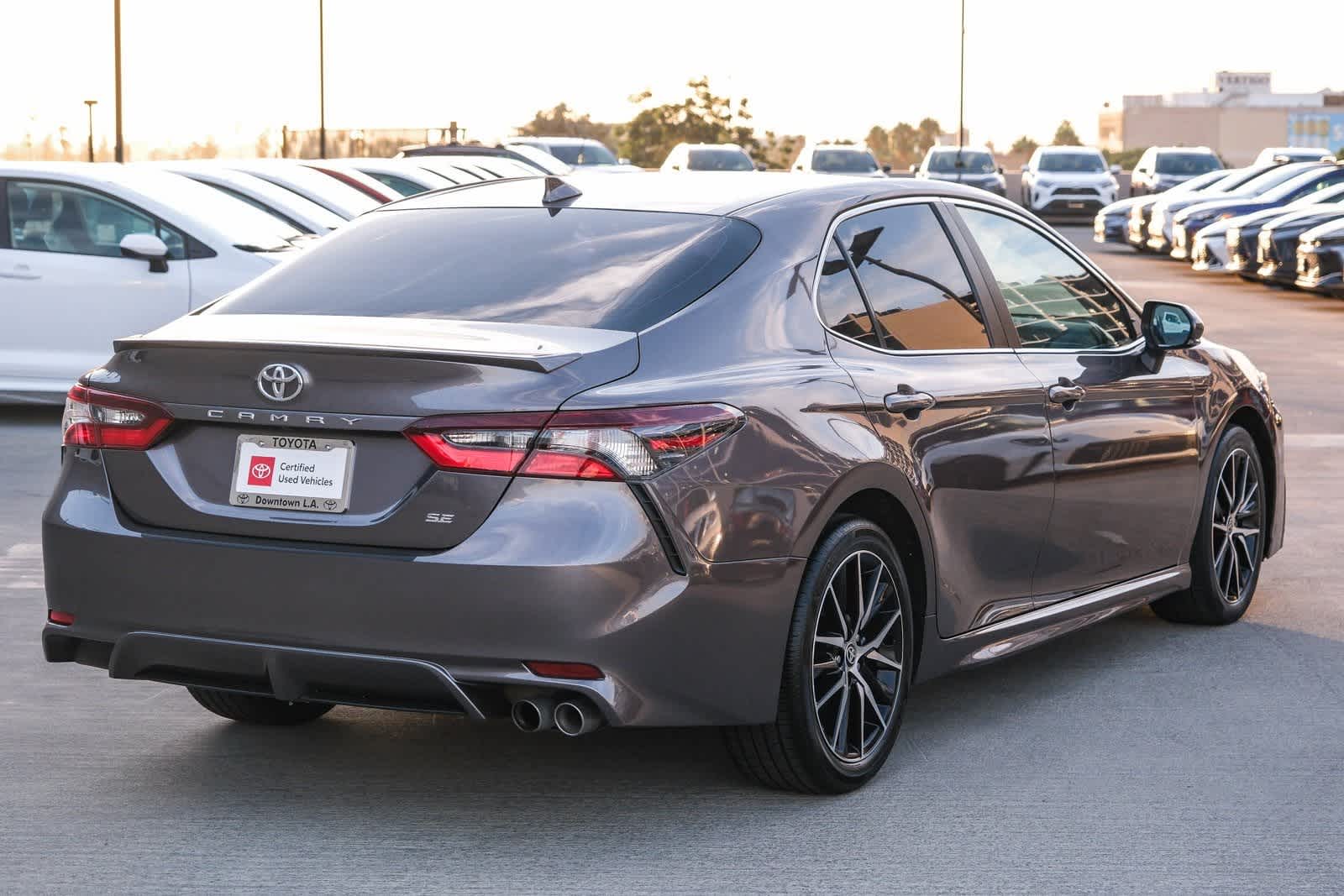 Thumbnail: 2022 Toyota Camry - 4