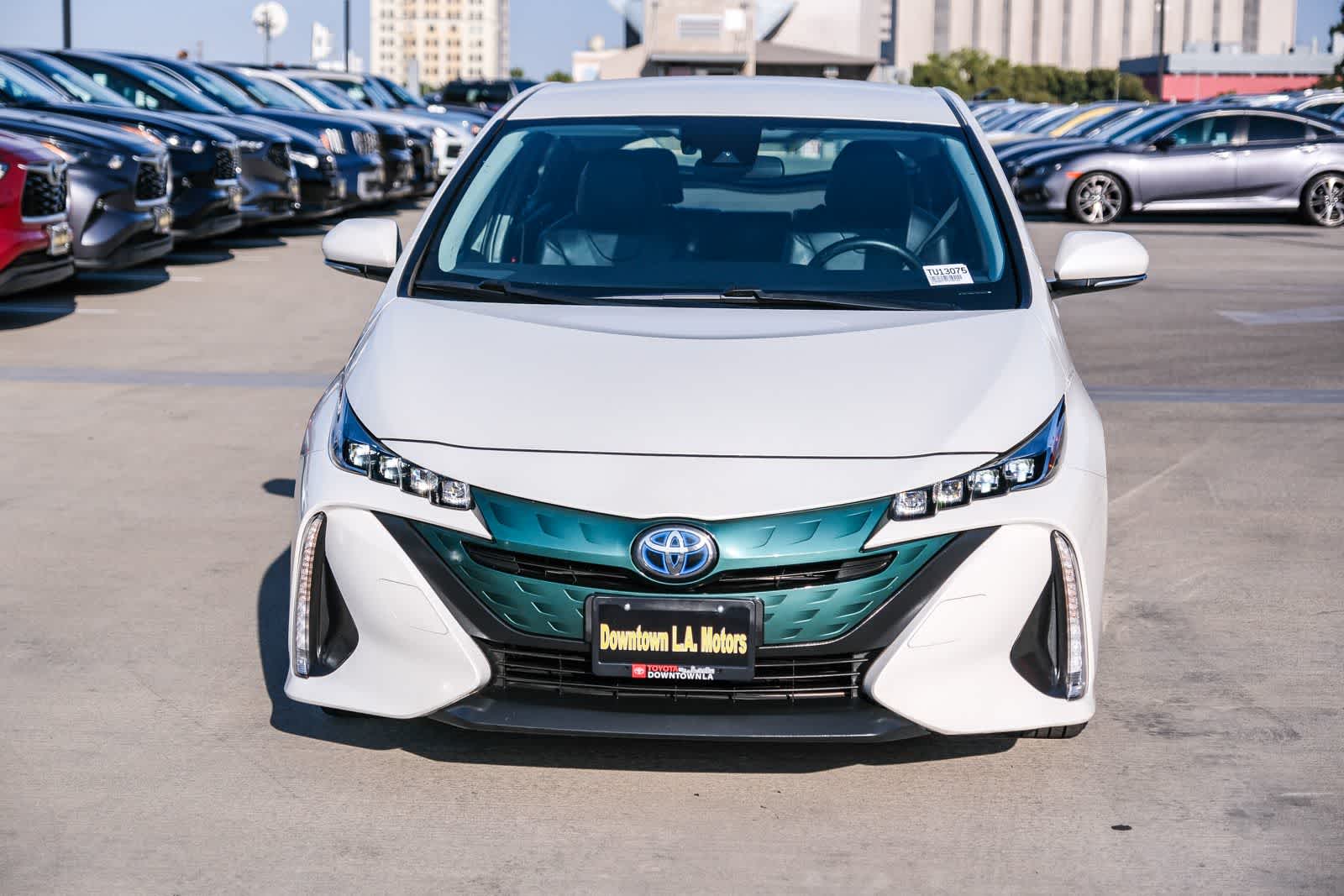 Thumbnail: 2017 Toyota Prius Prime - 2