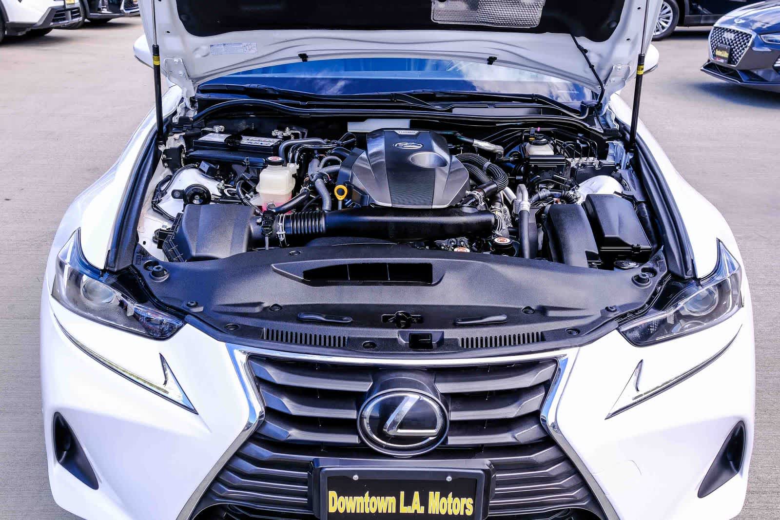 Thumbnail: 2018 Lexus IS - 29
