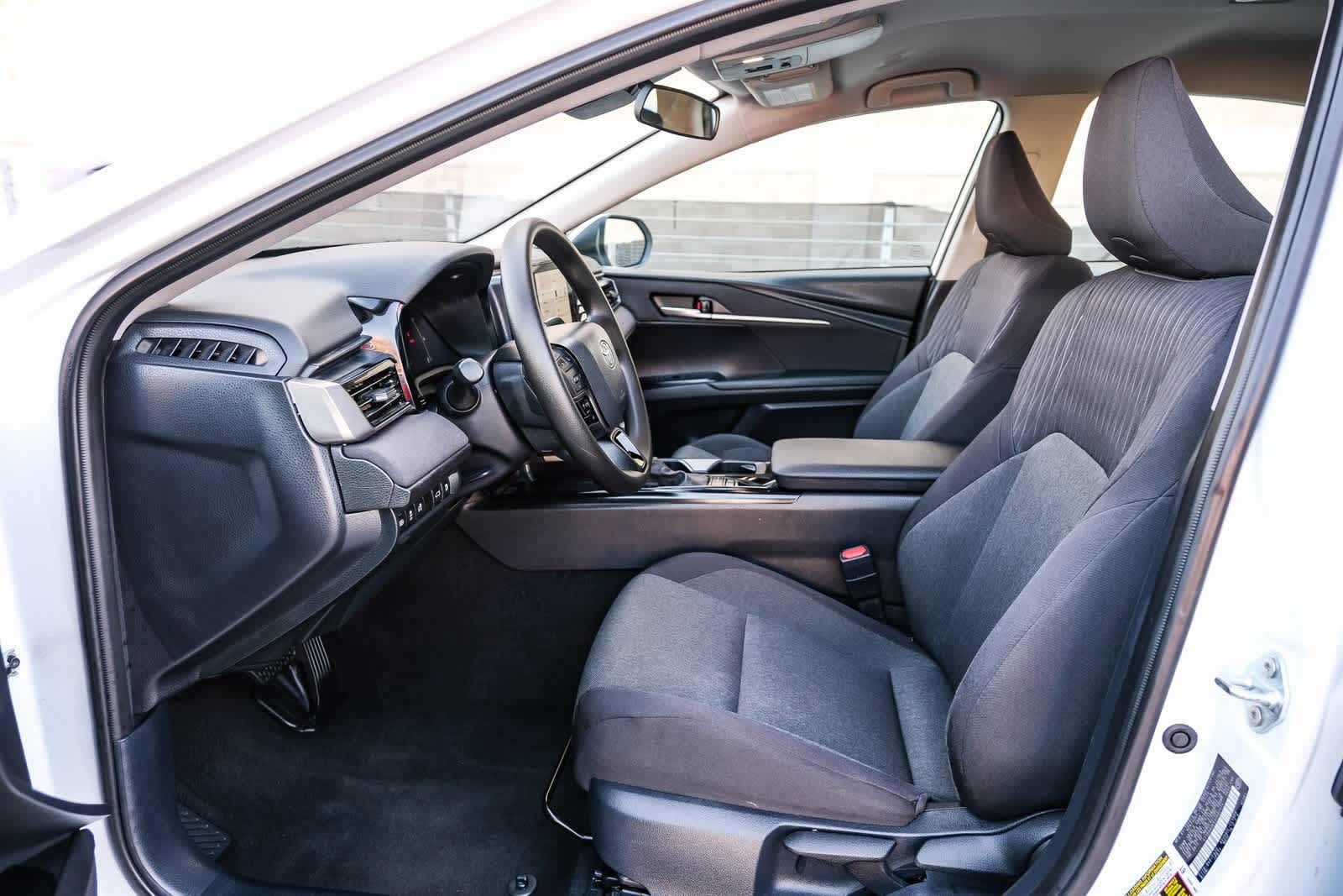 Thumbnail: 2025 Toyota Camry - 20