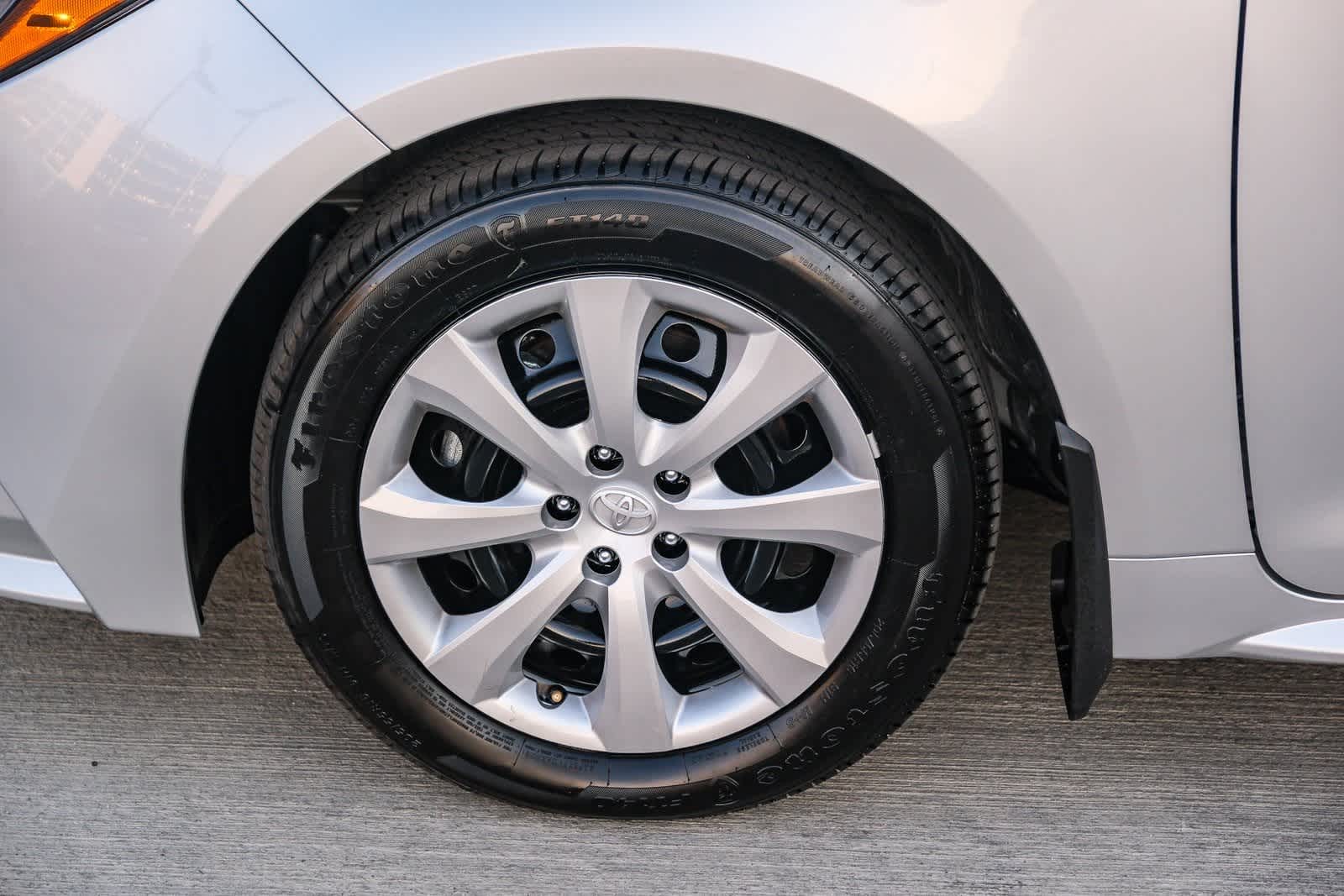 Thumbnail: 2025 Toyota Corolla - 10