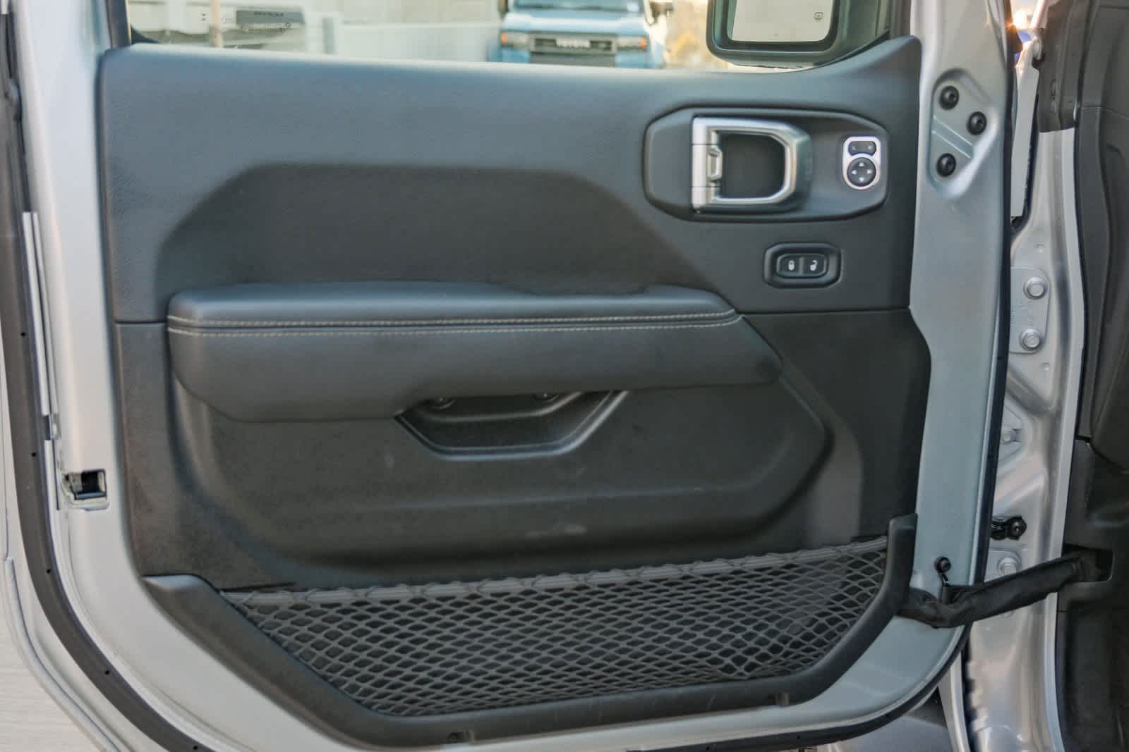 Thumbnail: 2023 Jeep Wrangler - 24
